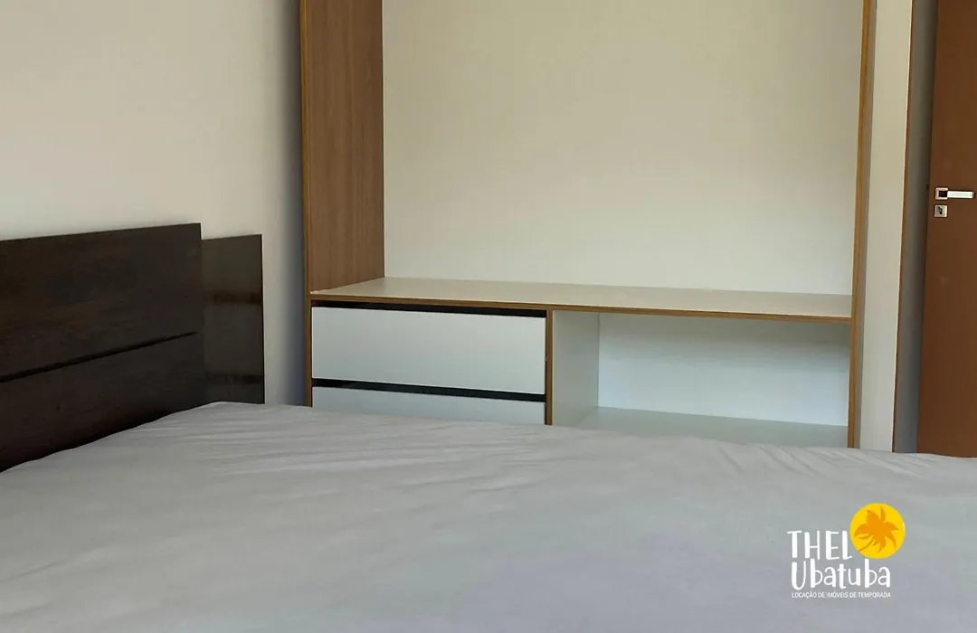Top das Toninhas – Apto c/ Ar e Vista Mar e roupa de cama-1